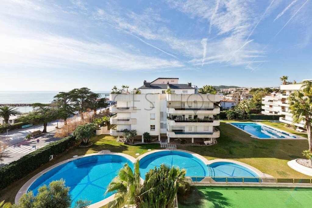 Appartement Sitges Arena Dos Piscinas Frente Al Mar Extérieur photo